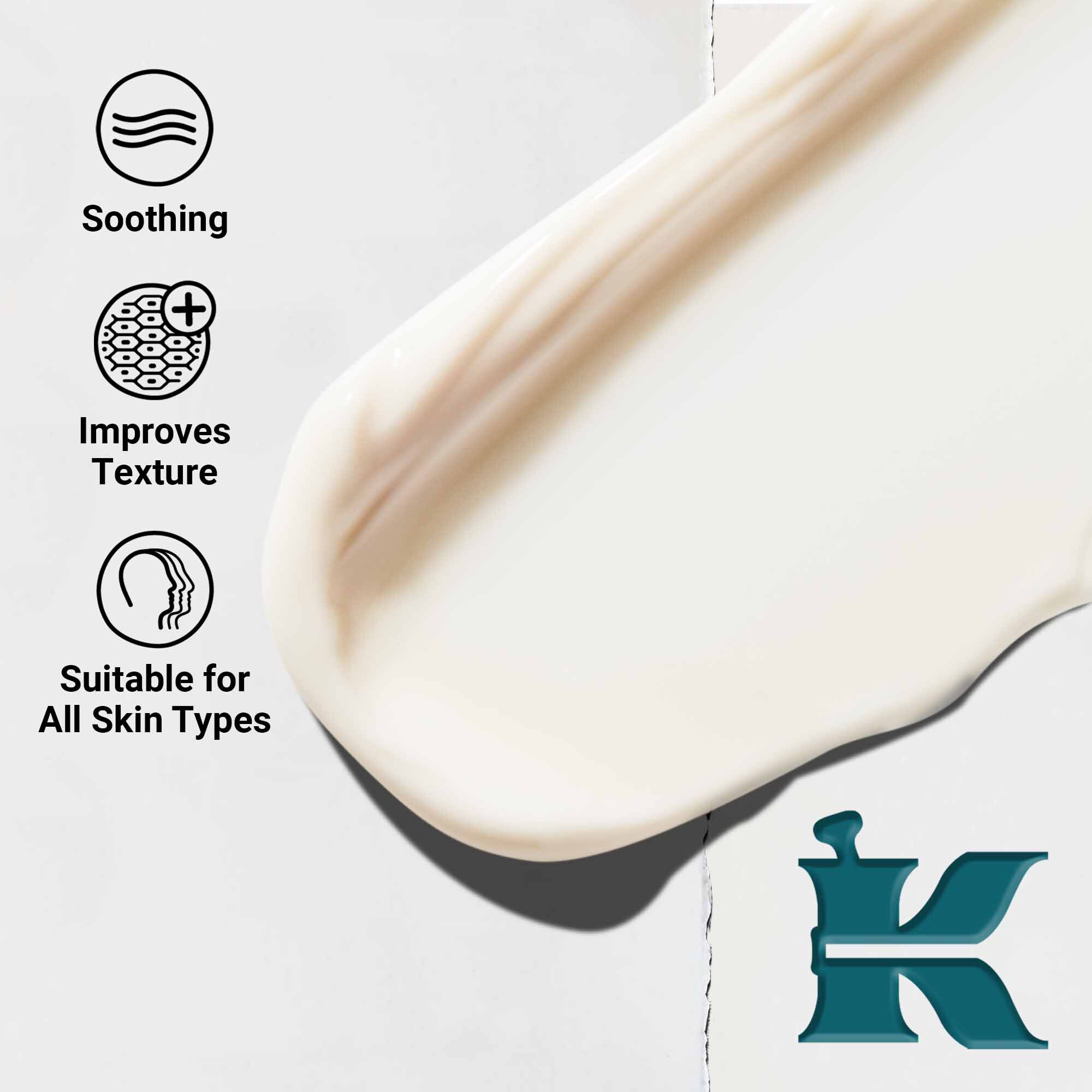 Nahaufnahme der Textur von Kiehl's Close Shavers Squadron Smooth Glider Precision Shave Lotion. Der Text hebt die glattenden und texturverbessernden Eigenschaften hervor, geeignet fur alle Hauttypen.