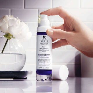 Das Kiehl's Retinol Skin-Renewing Daily Micro-Dose Serum