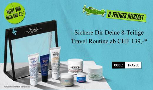 Kiehl's Werbebanner auf turkisblauem Hintergrund: 8-teiliges Reiseset im Wert von uber CHF 47,-* in einer transparenten Kiehl's Kosmetiktasche, mit Ultimate Strength Hand Salve, Midnight Recovery Eye, Calendula Deep Cleansing Foaming Face Wash, Ultra Facial Cream, Rare Earth Pore Minimizing Clay Mask, einem blauen Produkt sowie Creamy Eye Treatment with Avocado. *Geschenke konnen abweichen.